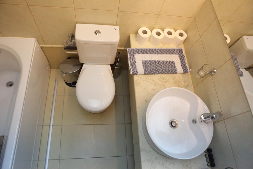 Oneiro Suites Souda Room photo