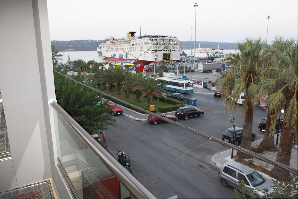 Oneiro Suites Souda Room photo