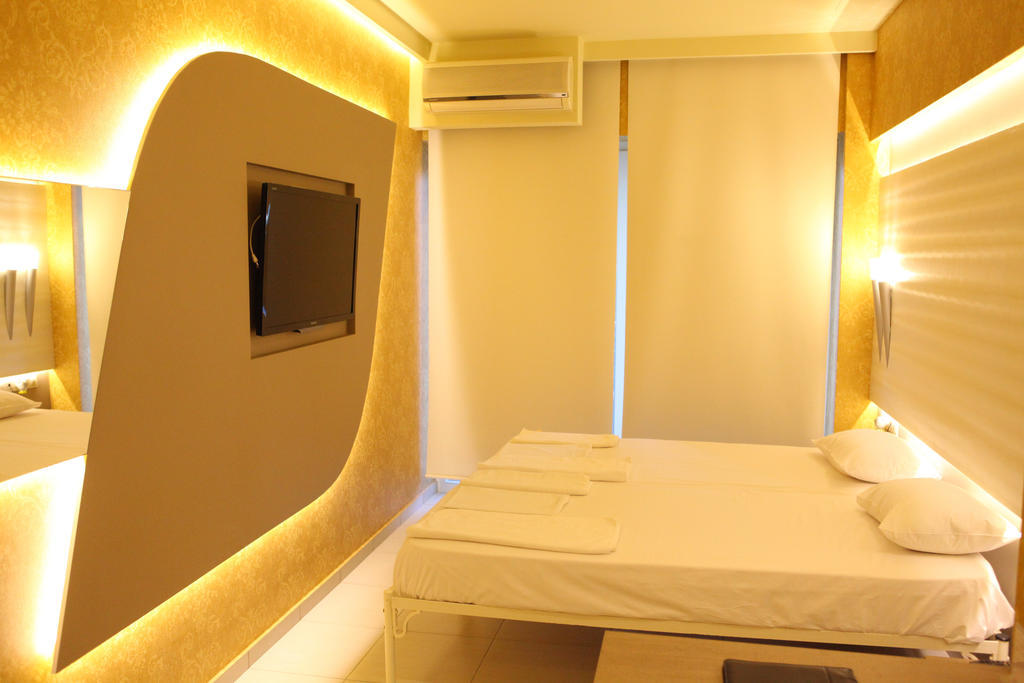 Oneiro Suites Souda Room photo